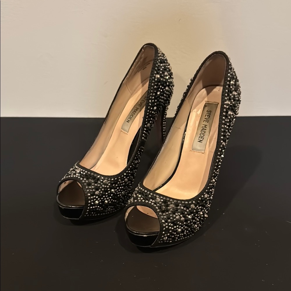 Steve Madden Black Glittery Stiletto Heels, Size 7.5